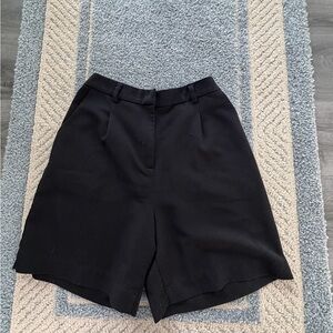 ALOHAS Black Women's Bermudas